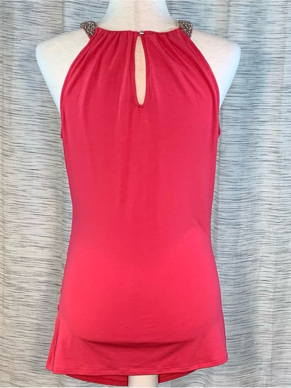 White House Black Market solid pinkish to reddish sleeveless top. - Picture 11 of 16
